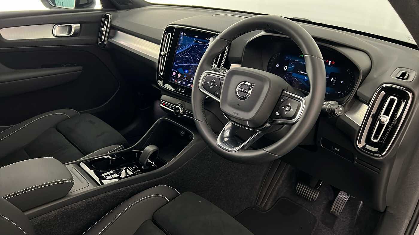 Used Volvo XC40 2025 for sale - 76854654: Photo 16