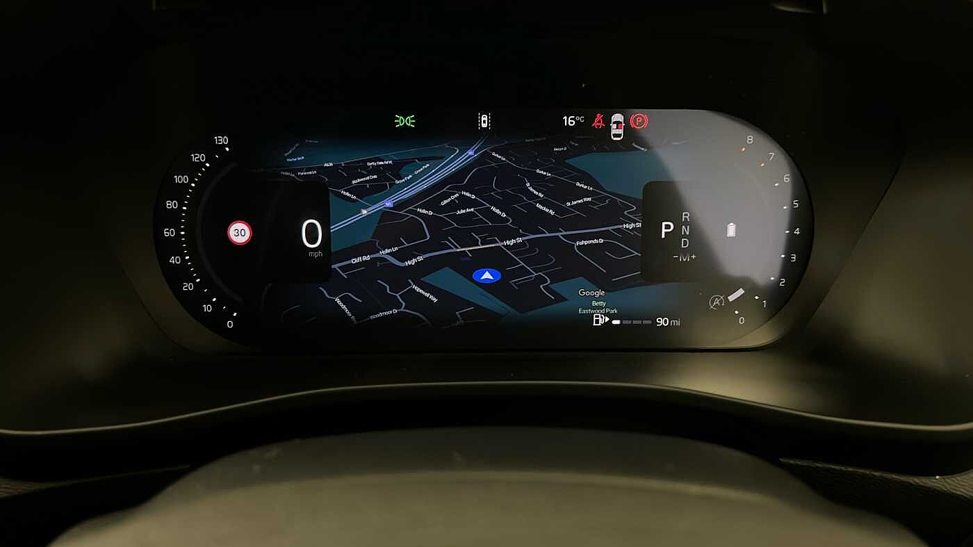 Used Volvo XC40 2025 for sale - 76854654: Photo 18