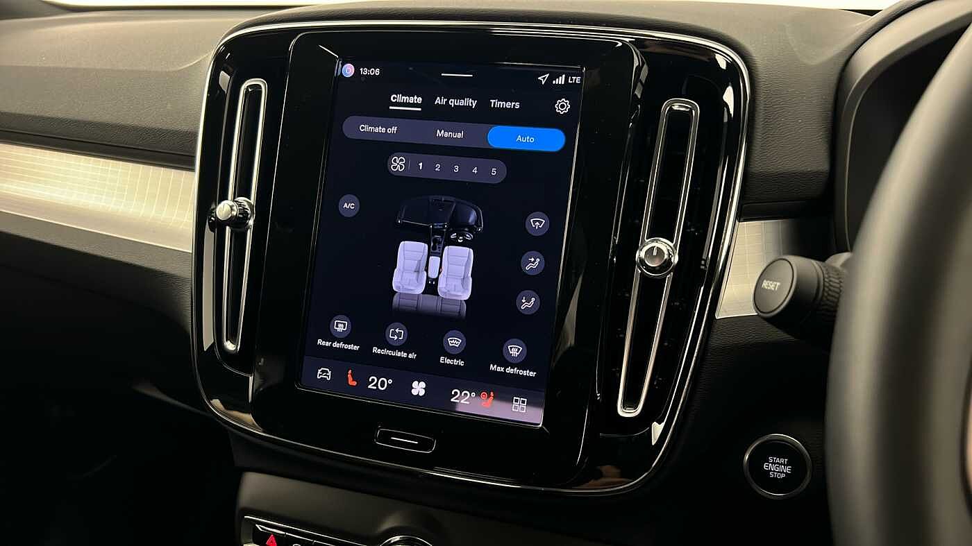 Used Volvo XC40 2025 for sale - 76854654: Photo 22