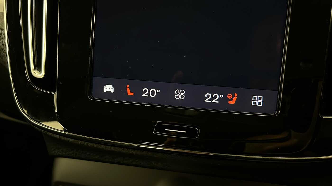 Used Volvo XC40 2025 for sale - 76854654: Photo 46