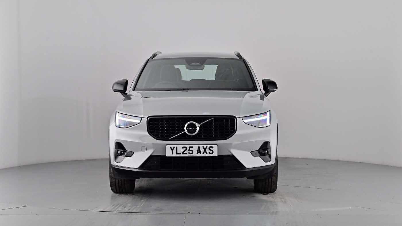 Used Volvo XC40 2025 for sale - 76854654: Photo 53