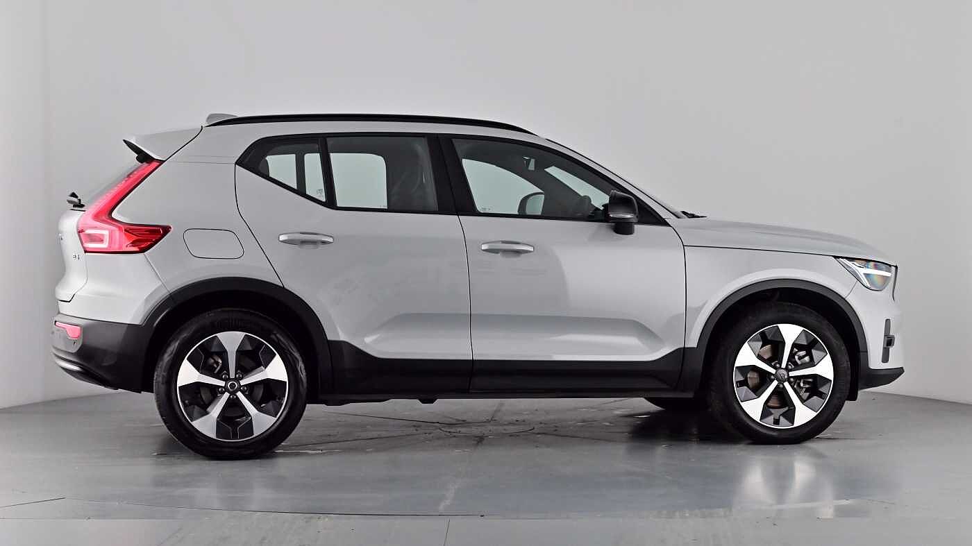 Used Volvo XC40 2025 for sale - 76854654: Photo 79