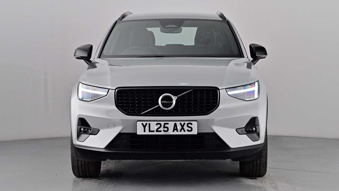 Used Volvo XC40 2025 for sale - 76854654: Photo 9