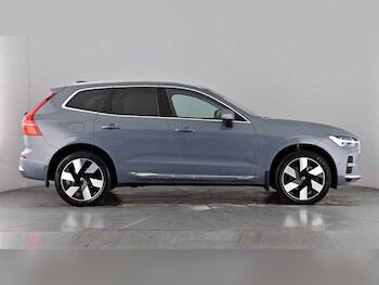 Used Volvo XC60 2024 for sale - 78456500: Photo