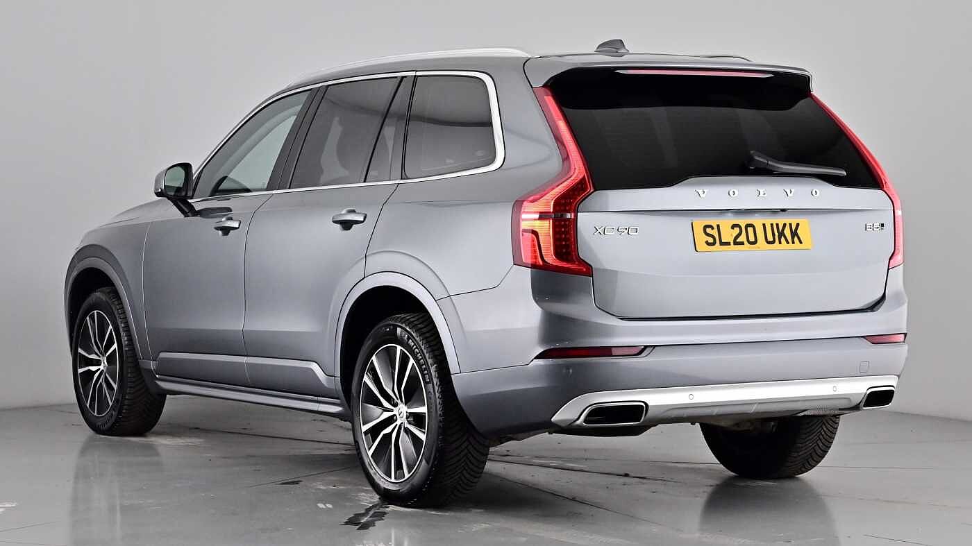 Used Volvo XC90 2020 for sale - 76652371: Photo 2