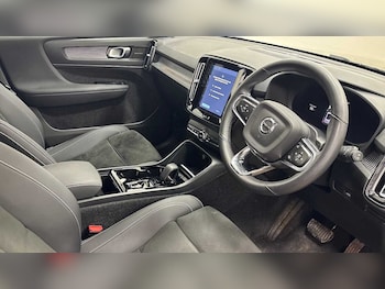 Used Volvo XC40 2022 for sale - 77366925: Photo