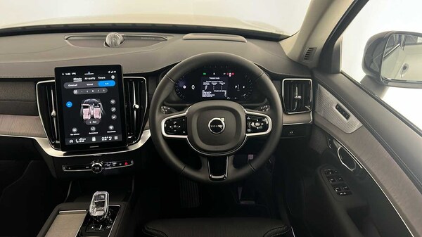 Used Volvo XC90 2025 for sale - 76234148: Photo 10