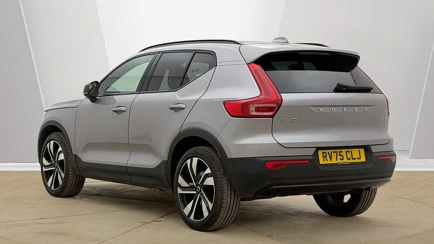Used Volvo XC40 2025 for sale - 78140498: Photo 2