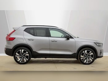Used Volvo XC40 2025 for sale - 78140498: Photo