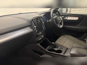 Used Volvo XC40 2023 for sale - 79595409: Photo