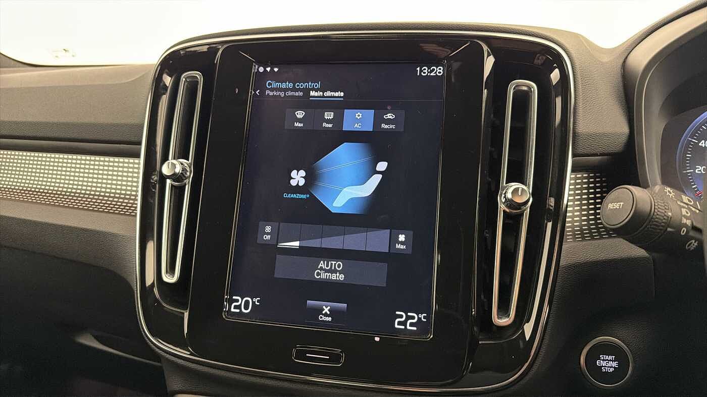 Used Volvo XC40 2021 for sale - 77619071: Photo 16