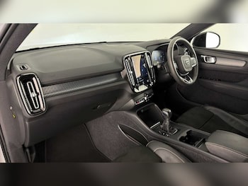 Used Volvo XC40 2021 for sale - 77619071: Photo