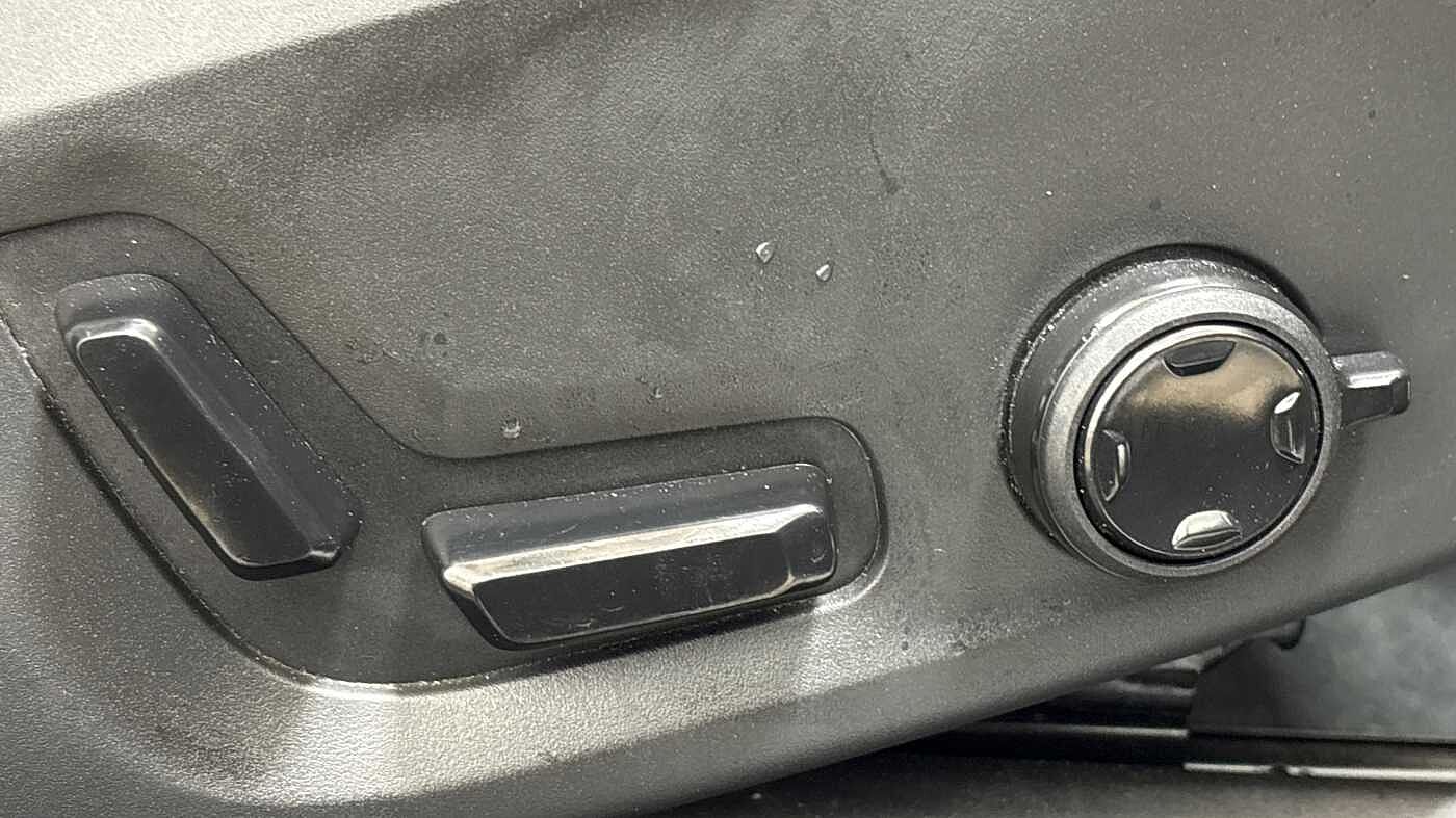 Used Volvo XC60 2021 for sale - 76796370: Photo 22