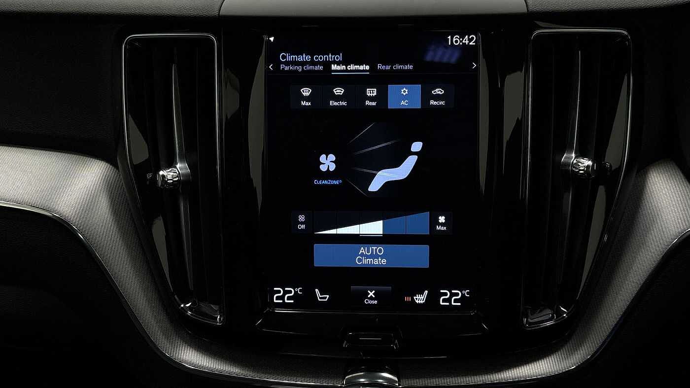 Used Volvo XC60 2021 for sale - 76796370: Photo 31