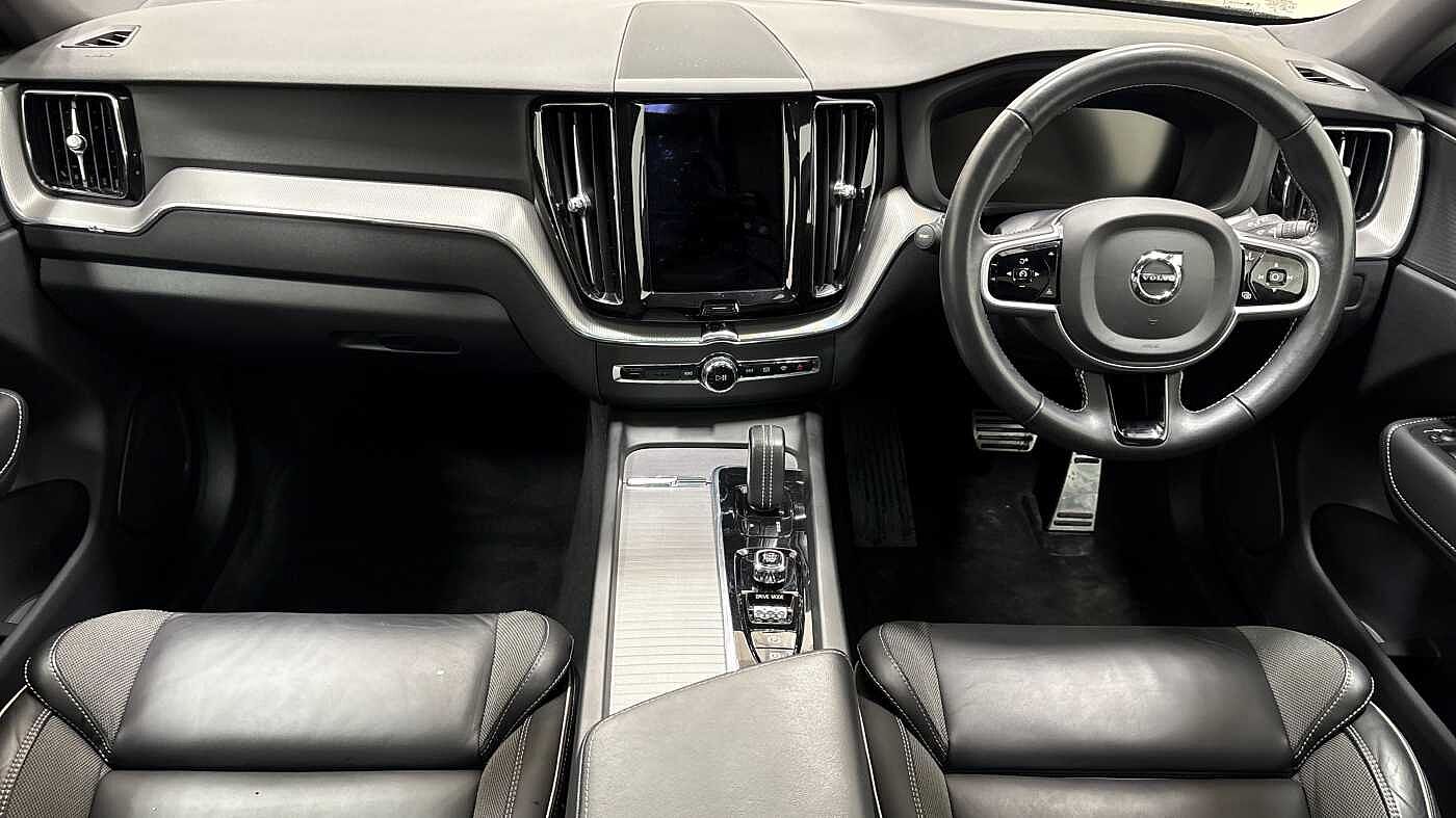 Used Volvo XC60 2021 for sale - 76796370: Photo 9