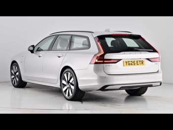 Used Volvo V90 2025 for sale - 74878671: Photo