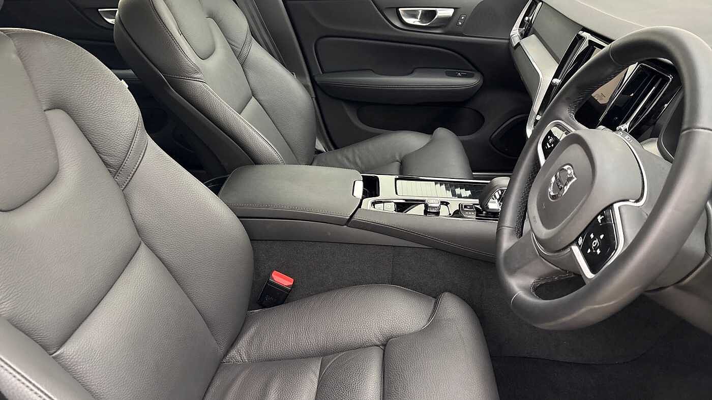 Used Volvo V60 2025 for sale - 78211981: Photo 13