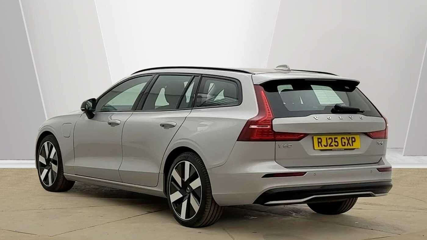 Used Volvo V60 2025 for sale - 78211981: Photo 3