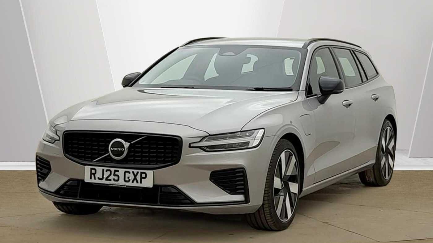 Used Volvo V60 2025 for sale - 78211981: Photo 5