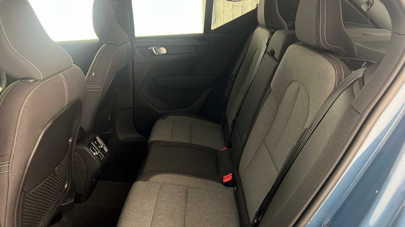 Used Volvo XC40 2023 for sale - 76104229: Photo 13