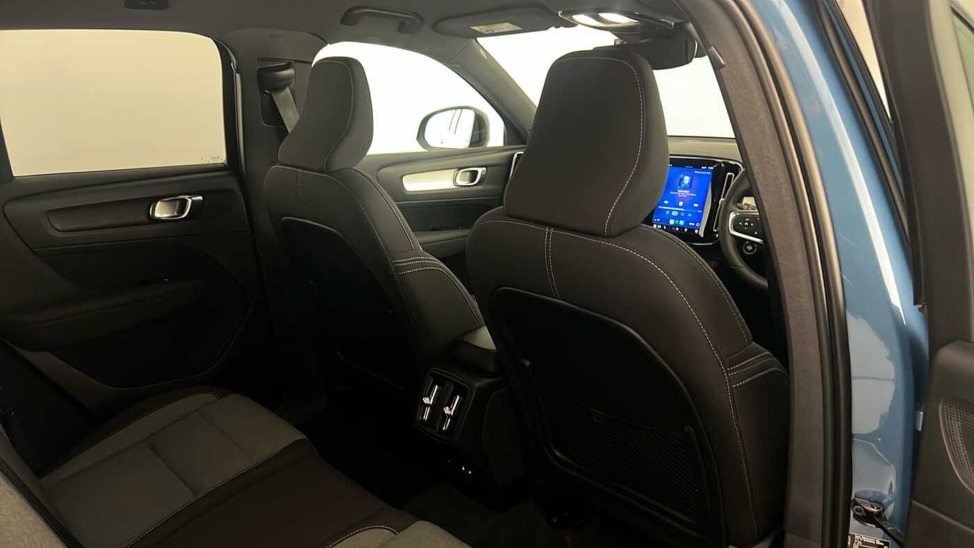 Used Volvo XC40 2023 for sale - 76104229: Photo 15