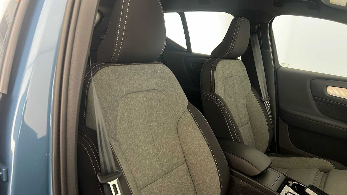 Used Volvo XC40 2023 for sale - 76104229: Photo 34