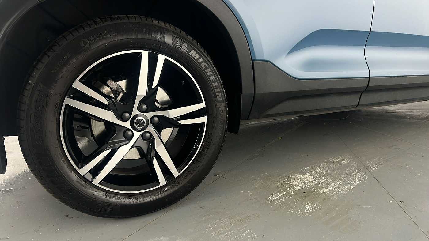 Used Volvo XC40 2023 for sale - 76104229: Photo 37
