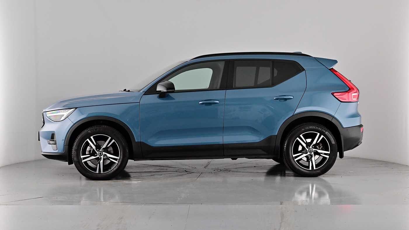 Used Volvo XC40 2023 for sale - 76104229: Photo 54