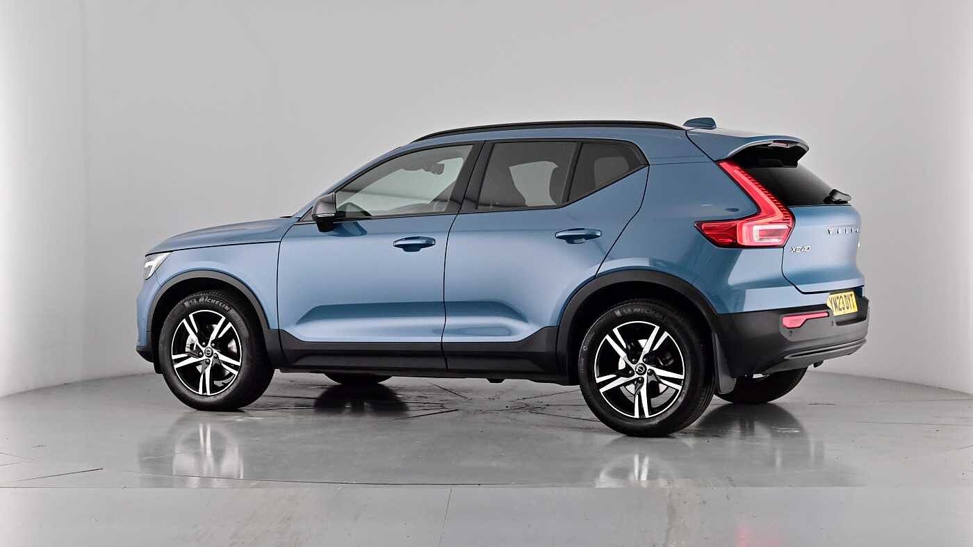 Used Volvo XC40 2023 for sale - 76104229: Photo 57