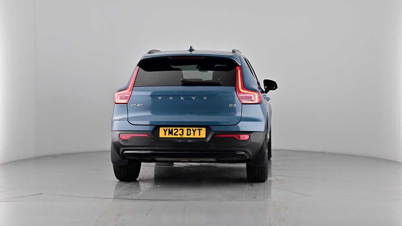 Used Volvo XC40 2023 for sale - 76104229: Photo 64