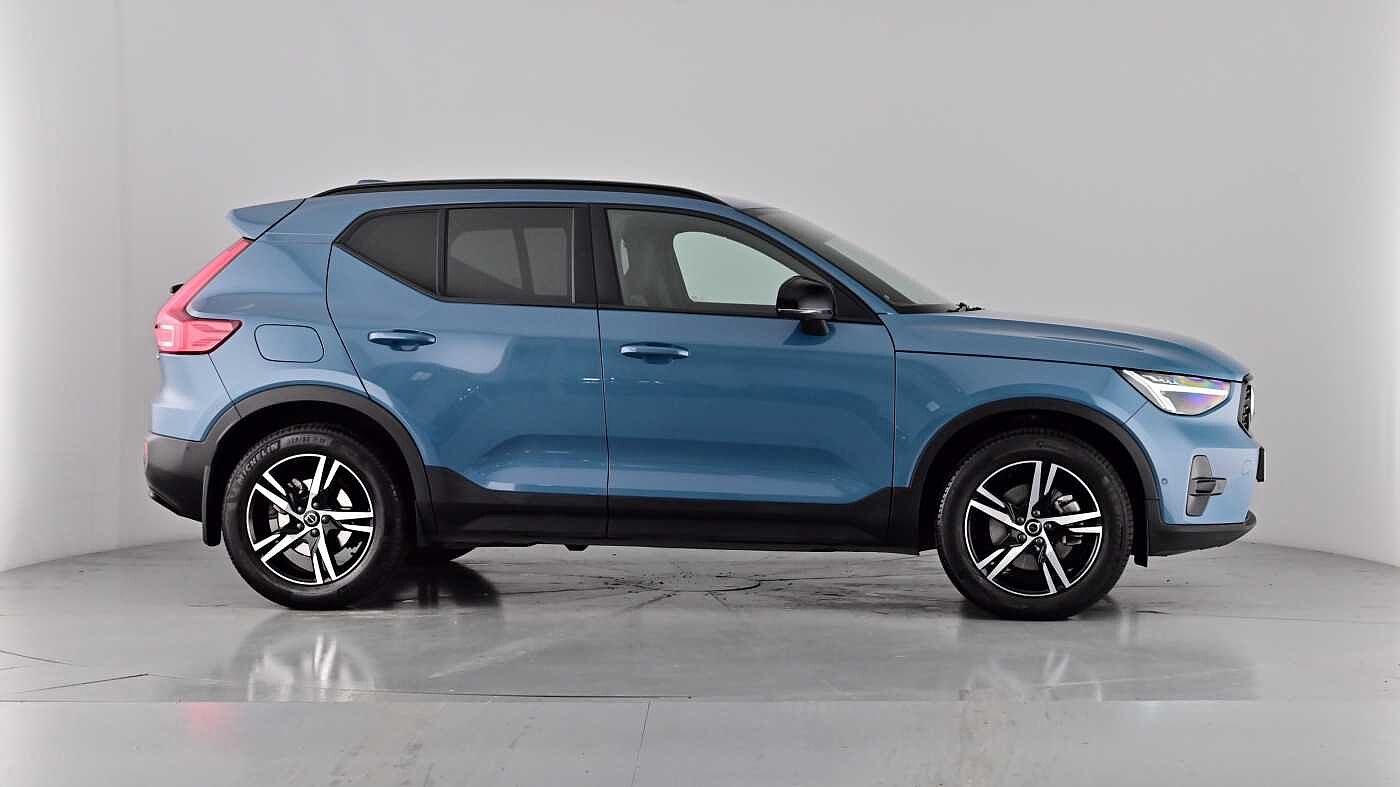 Used Volvo XC40 2023 for sale - 76104229: Photo 73