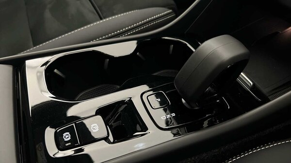 Used Volvo XC40 2023 for sale - 76172472: Photo 13