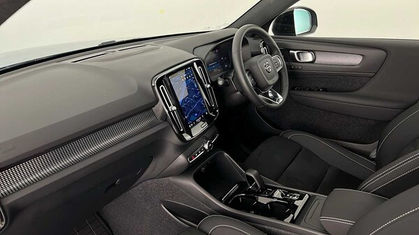 Used Volvo XC40 2023 for sale - 76172472: Photo 18