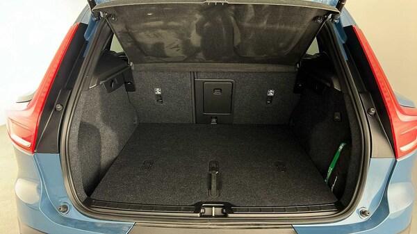 Used Volvo XC40 2023 for sale - 76172472: Photo 19