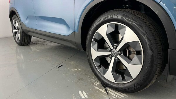 Used Volvo XC40 2023 for sale - 76172472: Photo 26