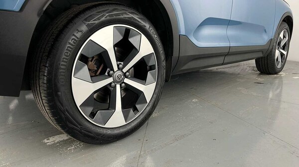 Used Volvo XC40 2023 for sale - 76172472: Photo 30