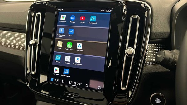 Used Volvo XC40 2023 for sale - 76172472: Photo 40
