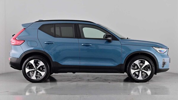 Used Volvo XC40 2023 for sale - 76172472: Photo 4