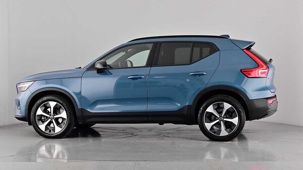 Used Volvo XC40 2023 for sale - 76172472: Photo 59