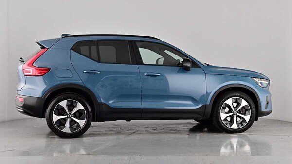 Used Volvo XC40 2023 for sale - 76172472: Photo 75