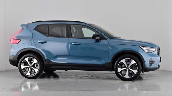 Used Volvo XC40 2023 for sale - 76172472: Photo 77