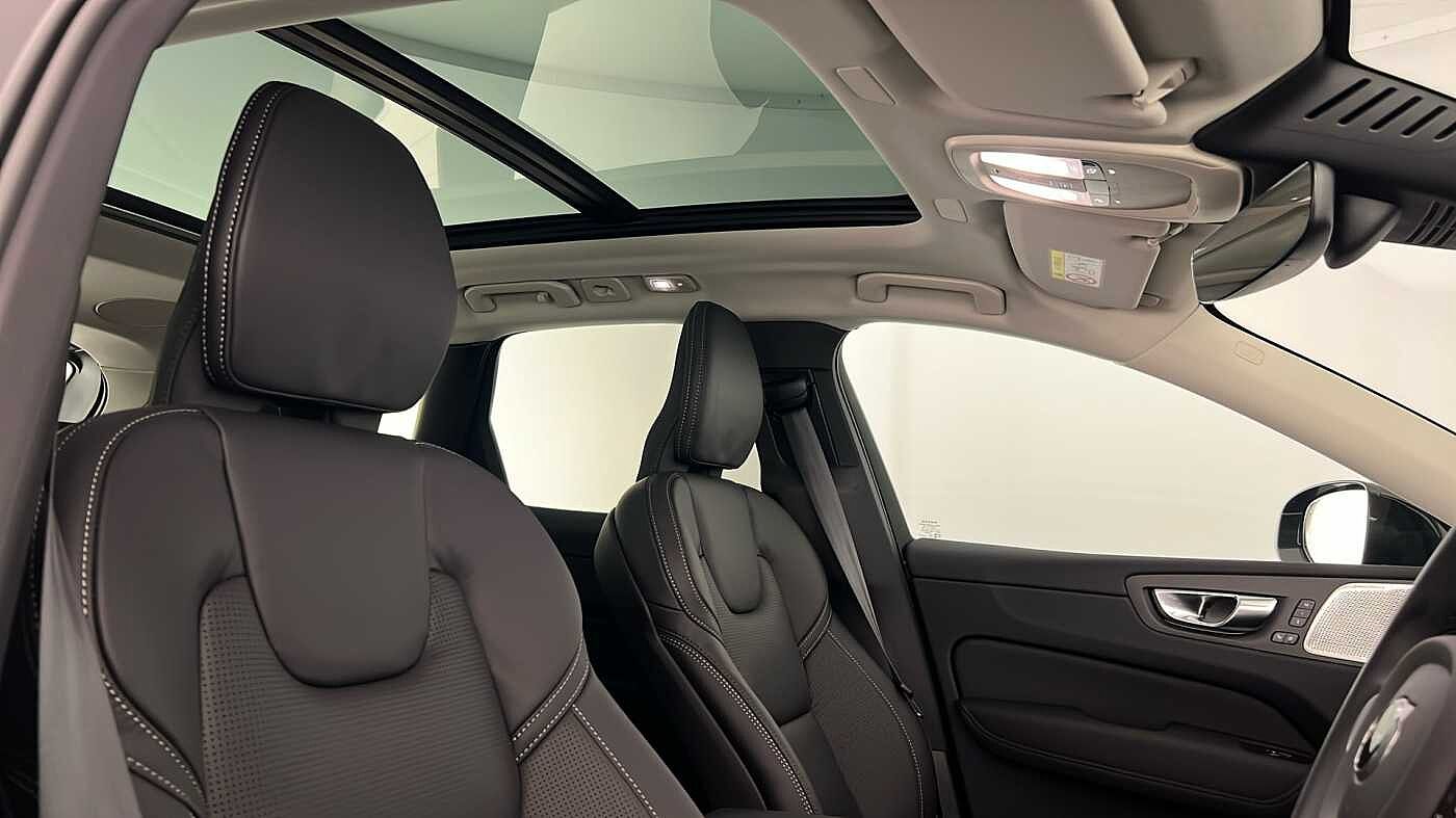 Used Volvo XC60 2025 for sale - 77137623: Photo 35