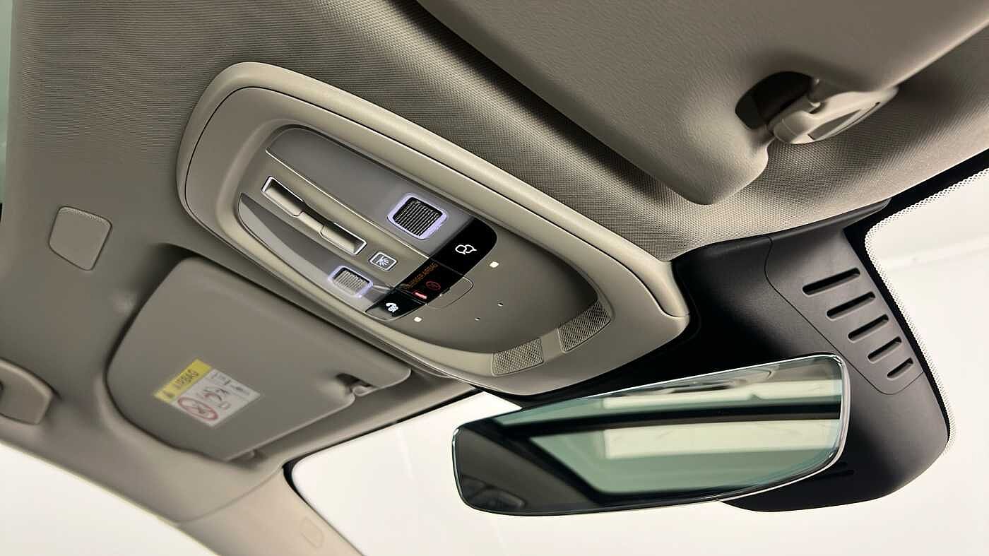 Used Volvo XC60 2025 for sale - 77137623: Photo 37