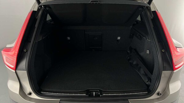 Used Volvo XC40 2019 for sale - 76332257: Photo 14