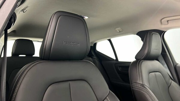 Used Volvo XC40 2019 for sale - 76332257: Photo 16