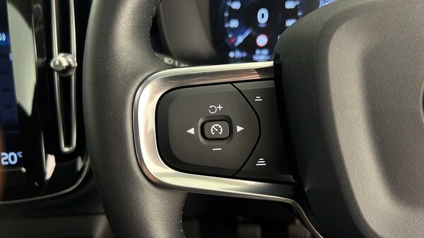 Used Volvo XC40 2019 for sale - 76332257: Photo 19