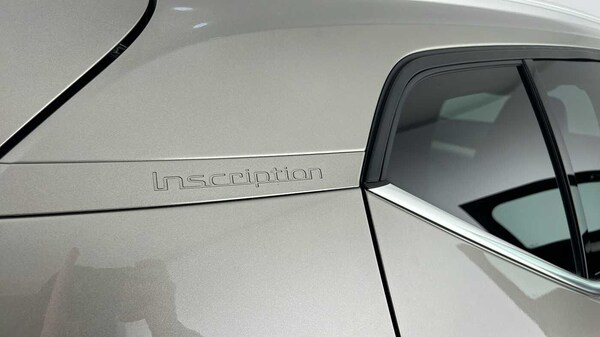 Used Volvo XC40 2019 for sale - 76332257: Photo 30