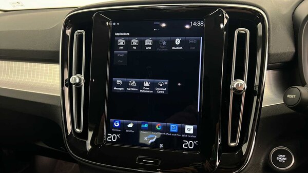 Used Volvo XC40 2019 for sale - 76332257: Photo 31