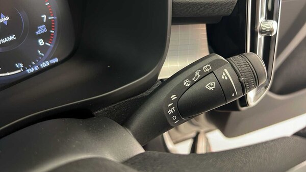 Used Volvo XC40 2019 for sale - 76332257: Photo 35