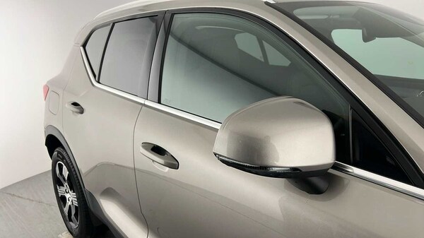 Used Volvo XC40 2019 for sale - 76332257: Photo 37